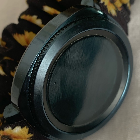 Samsung Gear Sport Watch - Picture 4 of 7